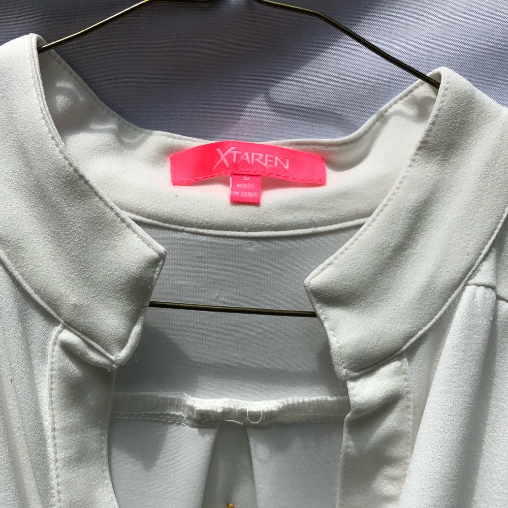 White jumpsuit with a belt and two side pockets - Picture 6 of 6